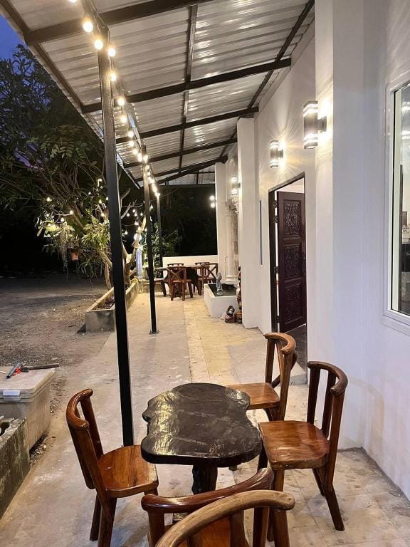 The 99 Inn Hotel Hotel in Laos