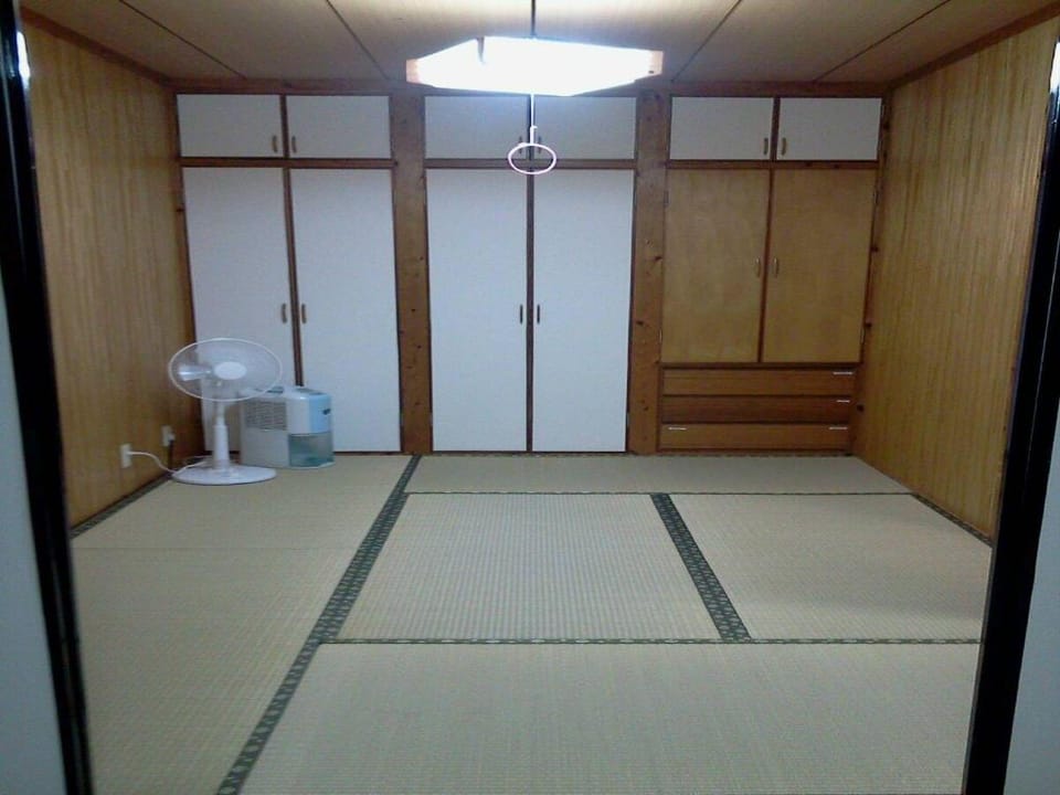 Azami 7 Apartment 205  Apartment in Okinawa Prefecture