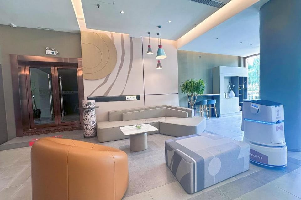 Home Inn Changzhi Bayi Square Hotel in China