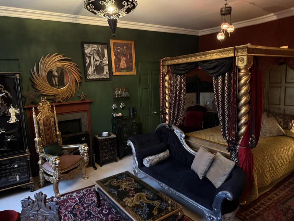 The Covenstead Bed and Breakfast in Glastonbury