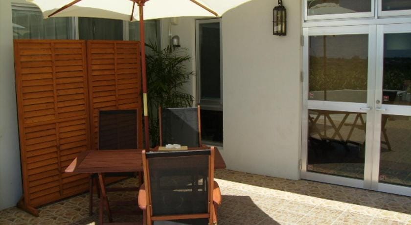 Casa di Bravo Bed and Breakfast in Okinawa Prefecture
