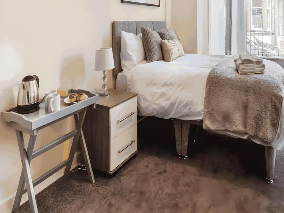 Townhouse @ 62 Samuel Street Crewe Hotel in Crewe