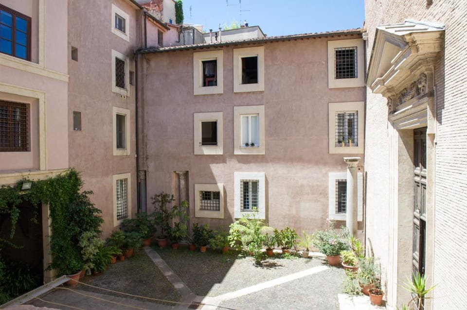 Relais Santa Maria Maggiore Bed and Breakfast in Rome