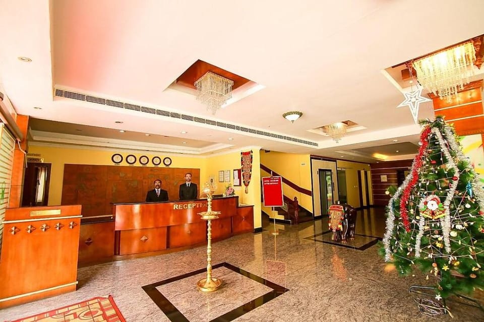 Hotel Meadows International Hotel in Kerala