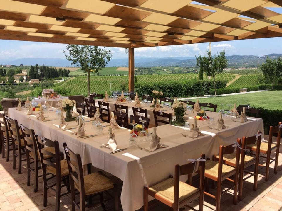 Vacation home in Tuscany with pool Vacation rental in Emilia-Romagna