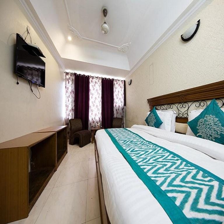 Hotel Midtown Hotel in Chandigarh