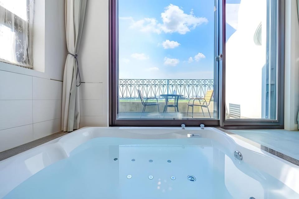 Gangneung Atirance Spa Pension Pet Friendly Bed and Breakfast in South Korea