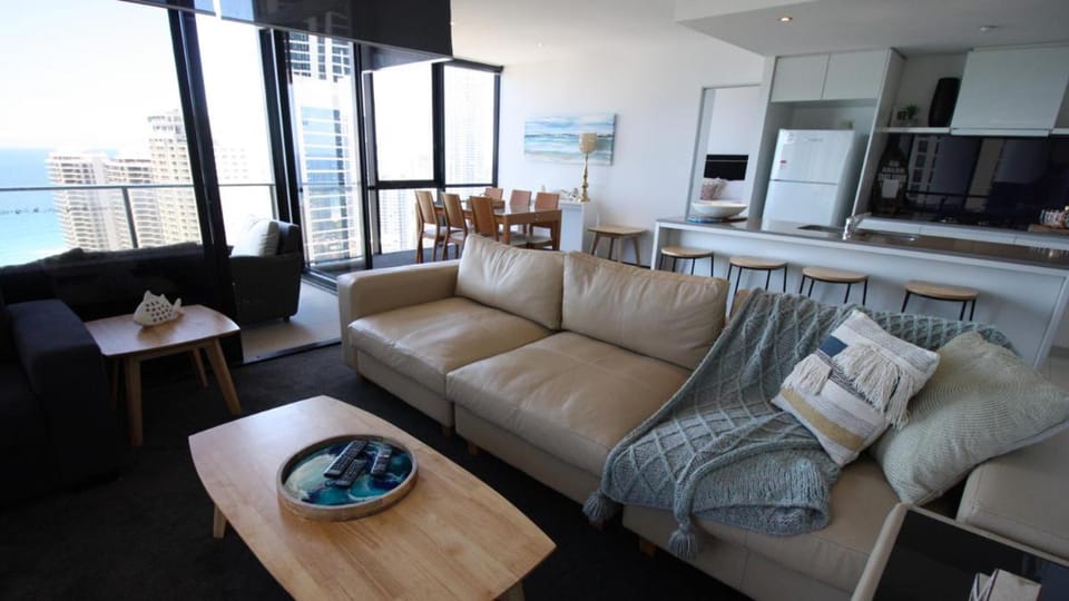 Private Apartments in Circle on Cavill Apartment in Surfers Paradise