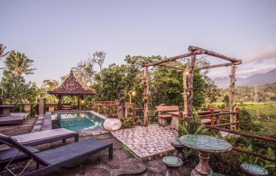 Pondok Nyoman Bedugul by AGATA Bed and Breakfast in Bali