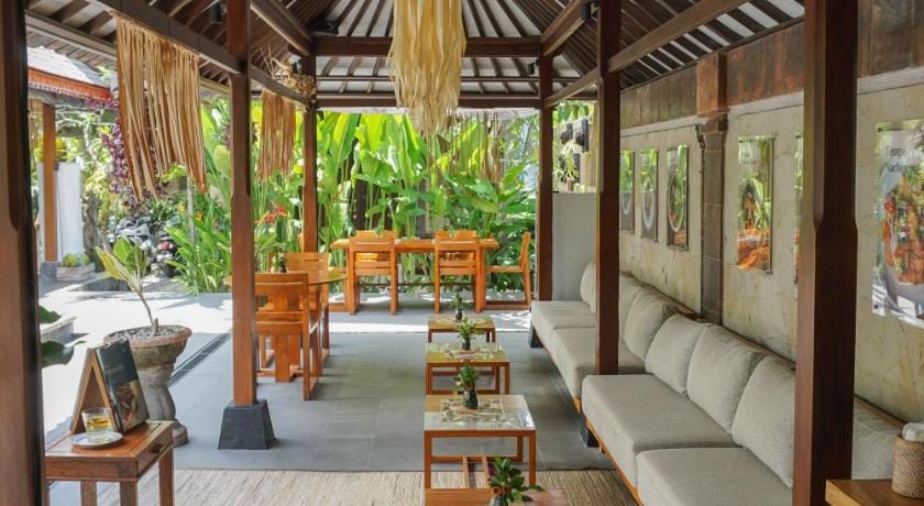 Ubud Aura Wellness Sanctuary Resort in Ubud
