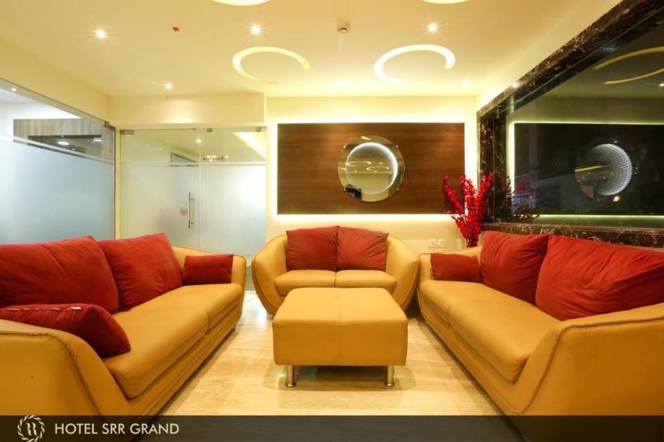 Hotel SRR Grand Hotel in Chennai