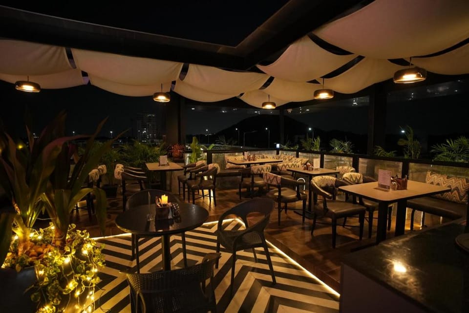 Hotel SRR Grand Hotel in Chennai