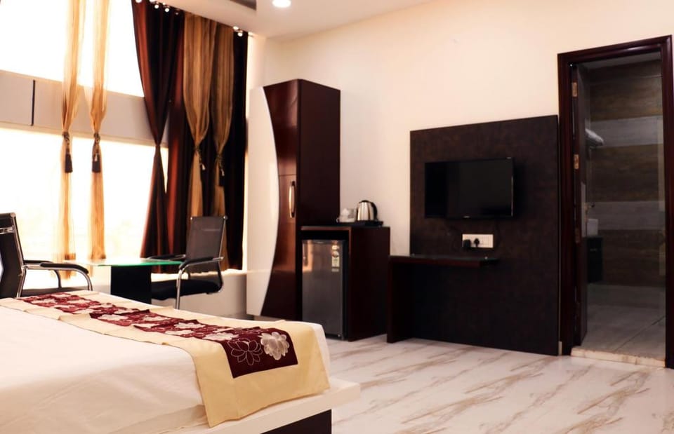 Hotel Neelam Moga Hotel in Punjab, India