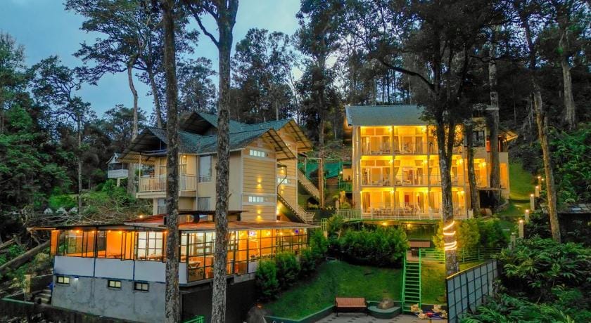 Areva Inn Pool Resort Munnar by VOYE HOMES Resort in Kerala