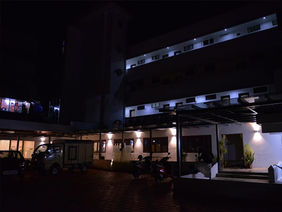 Queens Tourist Home Hotel in Kerala