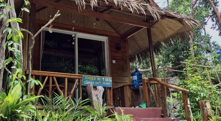 Sunny Bungalow Bed and Breakfast in Sihanoukville