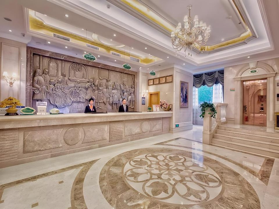 Vienna Hotel Wuhan Lingjiao Lake Wanda Metro Station Hotel in Wuhan