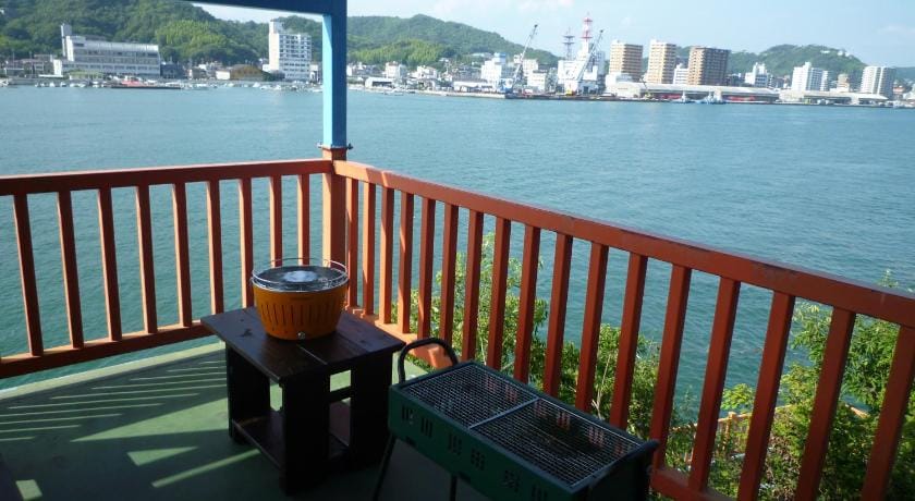 Seaside Hostel Lighthouse Bed and Breakfast in Hiroshima Prefecture