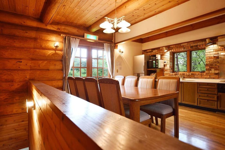 Rental Log Urube Village Lodge in Nagano Prefecture