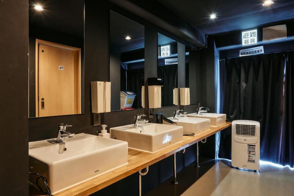 Guesthouse Hiroshima Mange Tak Hostel in Hiroshima