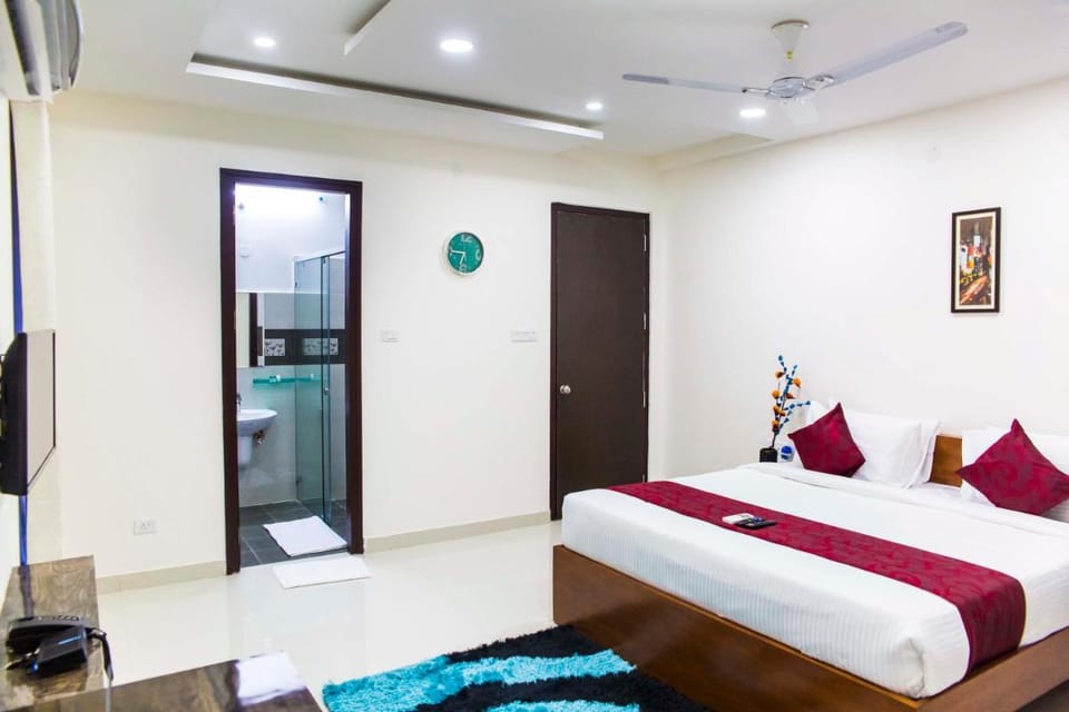 SKYLA Serviced Apartments - Lotus Pond Apartment in Hyderabad