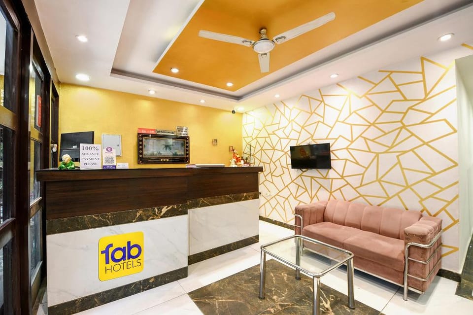 Via Under Bridge Hotel in New Delhi