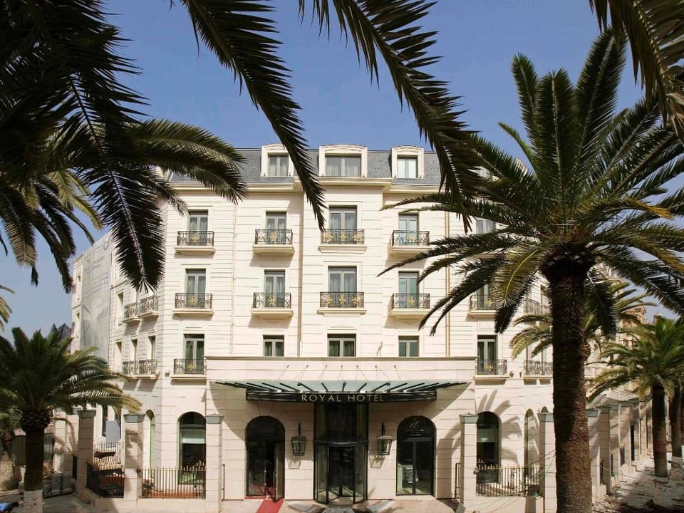 Royal Hotel Oran - MGallery Hotel in Oran