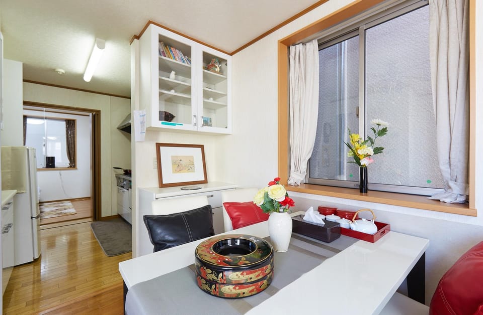 J-JR Yamanote Komagome, 101sq 4BR, 2Bath,FreePark Vacation rental in Japan