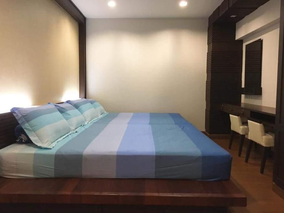 KM Beach Condo, Beachfront & Pool at Pranburi Apartment in Prachuap Khiri Khan, Thailand
