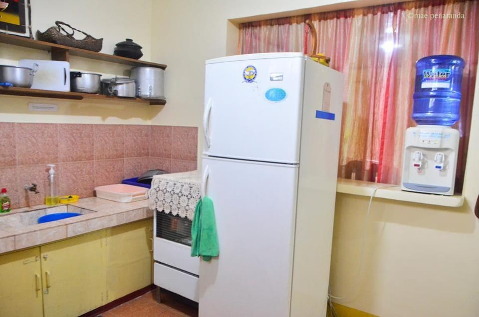 3BR Tagaytay Townhouse for Daily Rent Vacation rental in Tagaytay