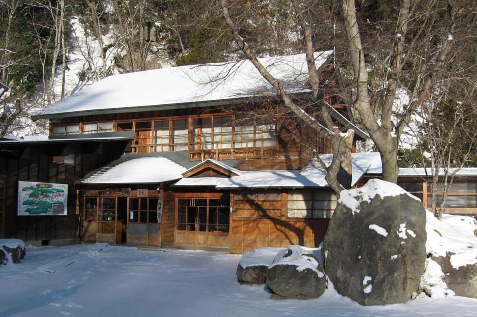 Hatcho no Yu Hot Spring Ryokan Hotel in Japan