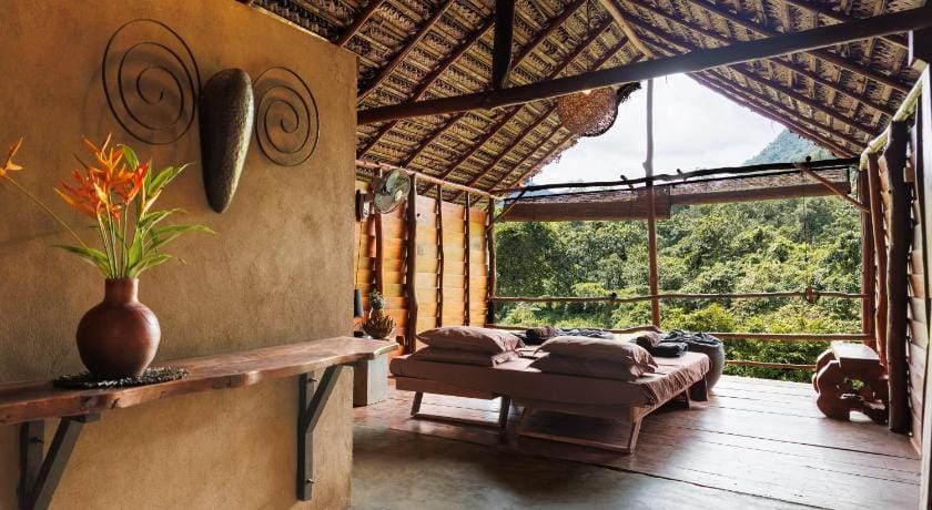 Borderlands Luxury tent in Sri Lanka
