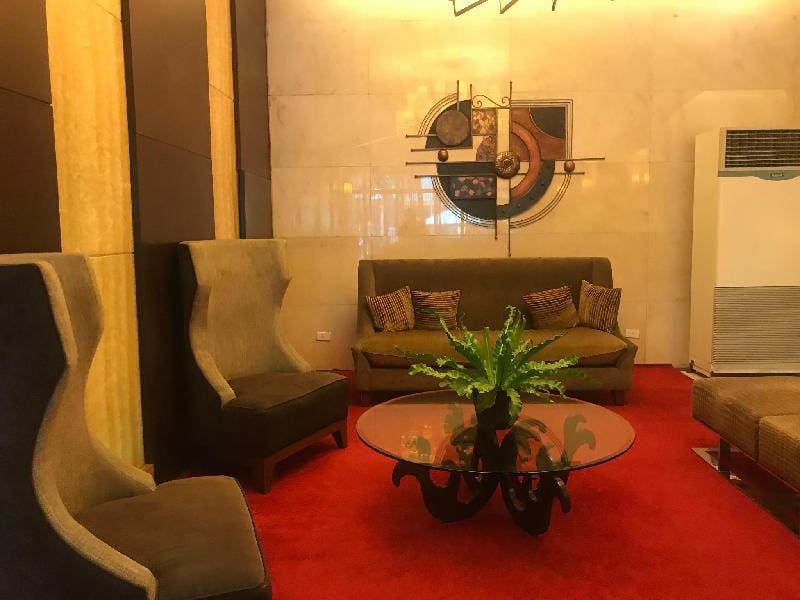 Alwan Parklane Suites 17 Apartment in Makati