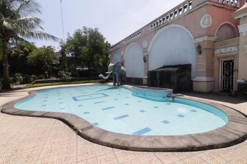 Hotel Antariksa Hotel in Surabaya