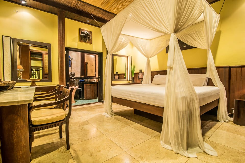 Gorgeous BaliOneLove Villa #1, Garden & Pool Villa in Kuta Selatan