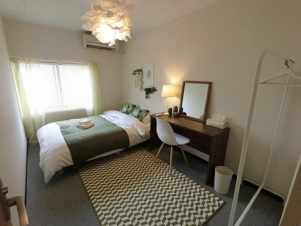 4min Nanba by subway,Close Shinsaibashi,Dotonbori! Vacation rental in Osaka