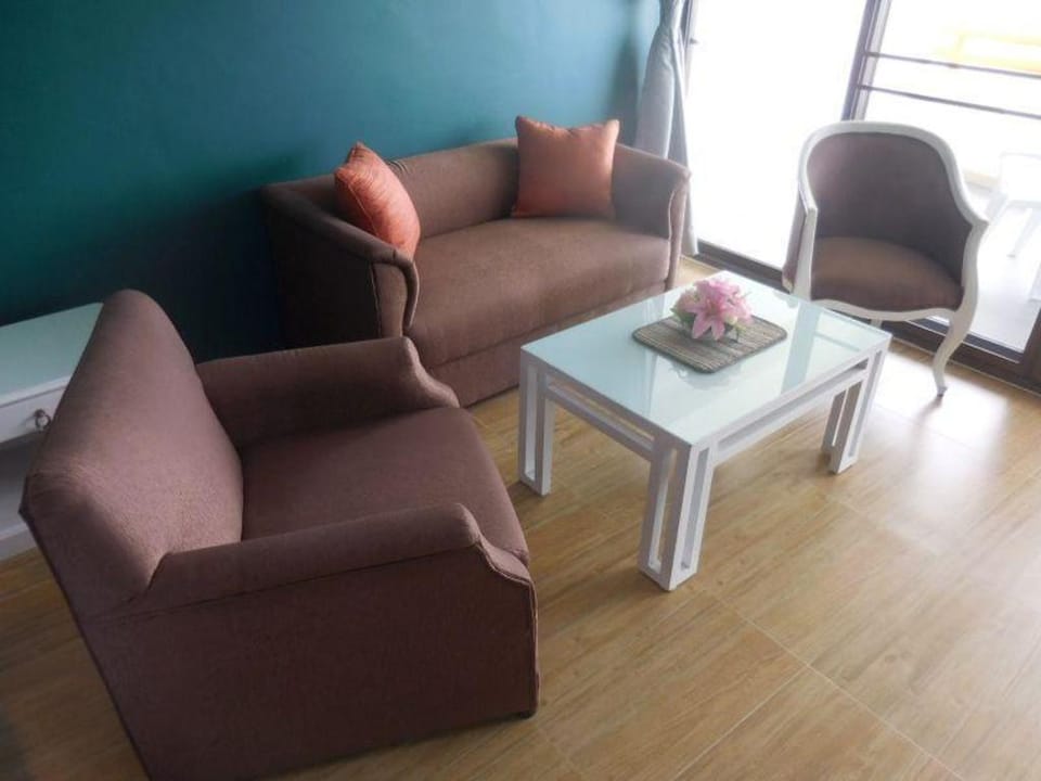 Sunshine Beach Condotel Room 290 by Tang Apartment in Pattaya City