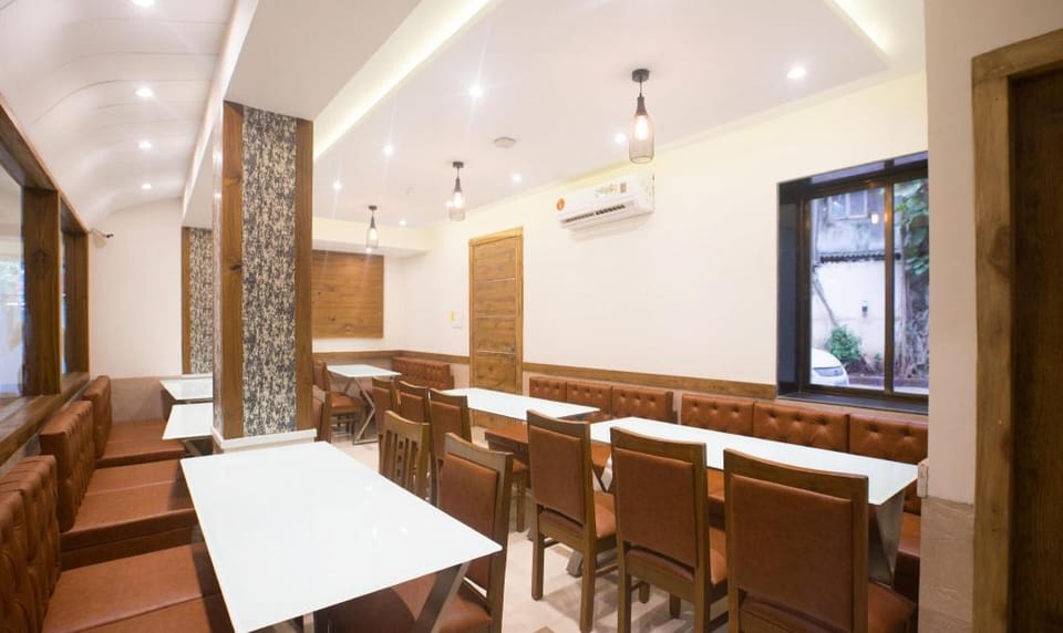 Treebo Amber International Hotel in Mumbai