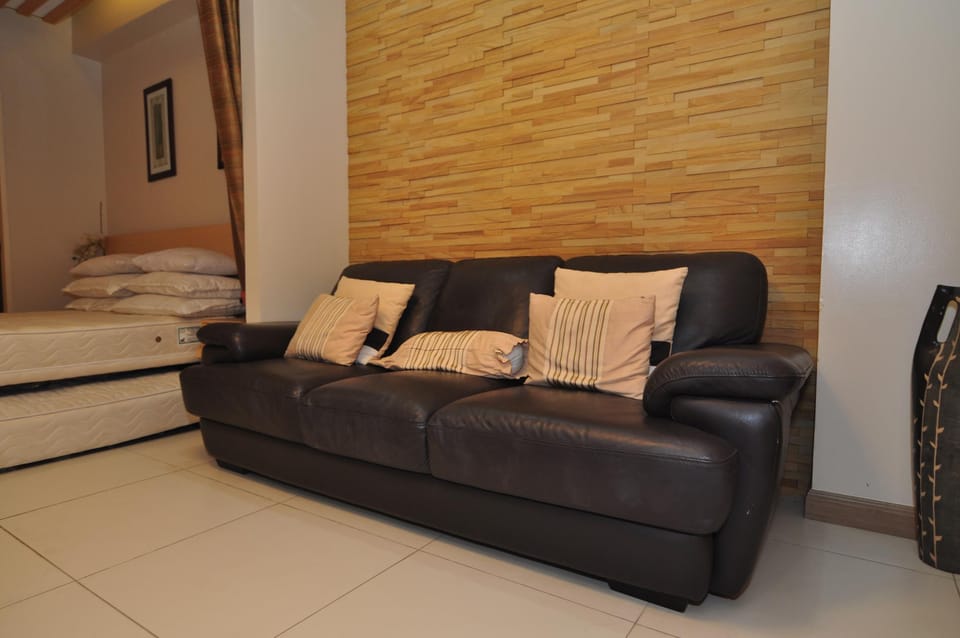 PICO DE LORO COVE CONDOMINIUM 1BR 01 Apartment in Nasugbu