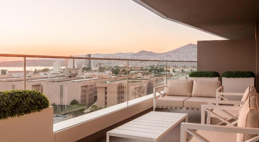 Four Points by Sheraton Izmir Hotel in Izmir