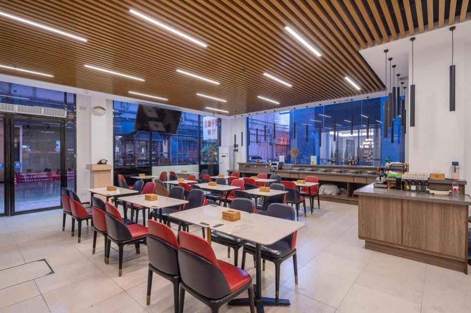 Hanting Hotel Foshan Shunde Lecong Furniture Center Hotel in Guangzhou