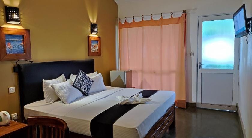 Nil Diya Beach Resort Hotel in Southern Province