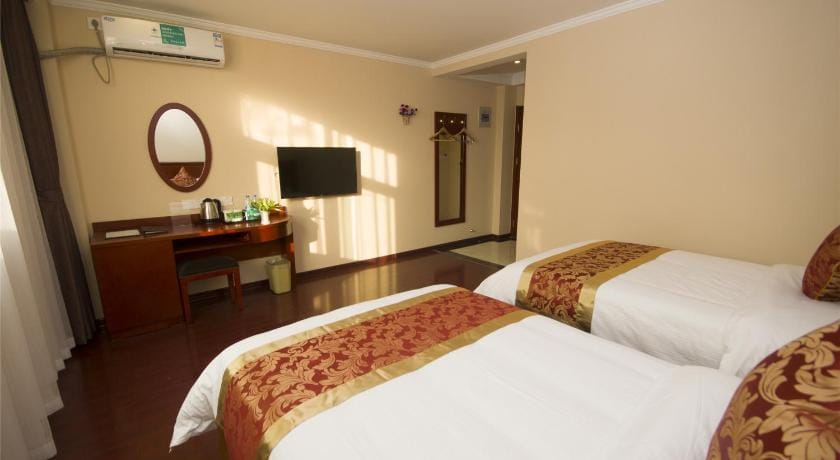 GreenTree Inn Zhuhai Light Rail Pearl Station Express Hotel Hotel in Guangdong
