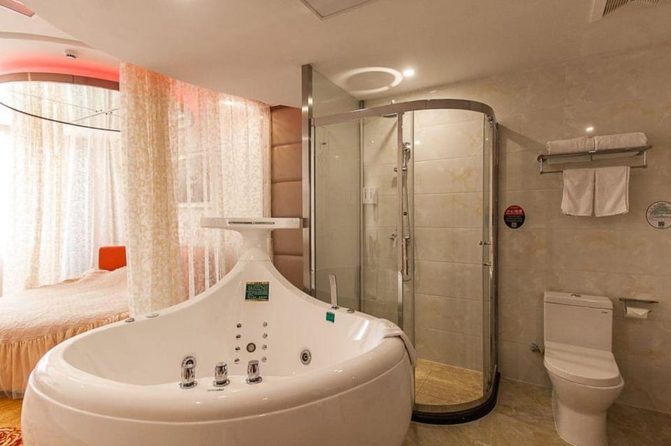 GreenTree Inn  Wuxi Binhu District Datong Road Zhouxin  Hotel Hotel in Suzhou