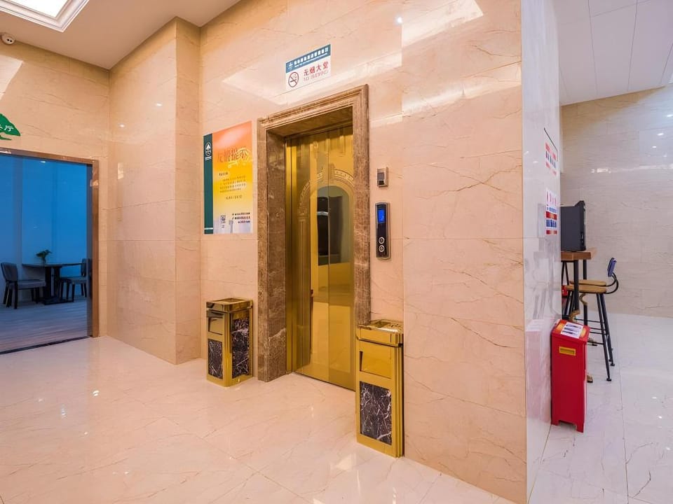 GreenTree Inn Nantong Chongchuan District Middle Changjiang Road Hotel in Suzhou