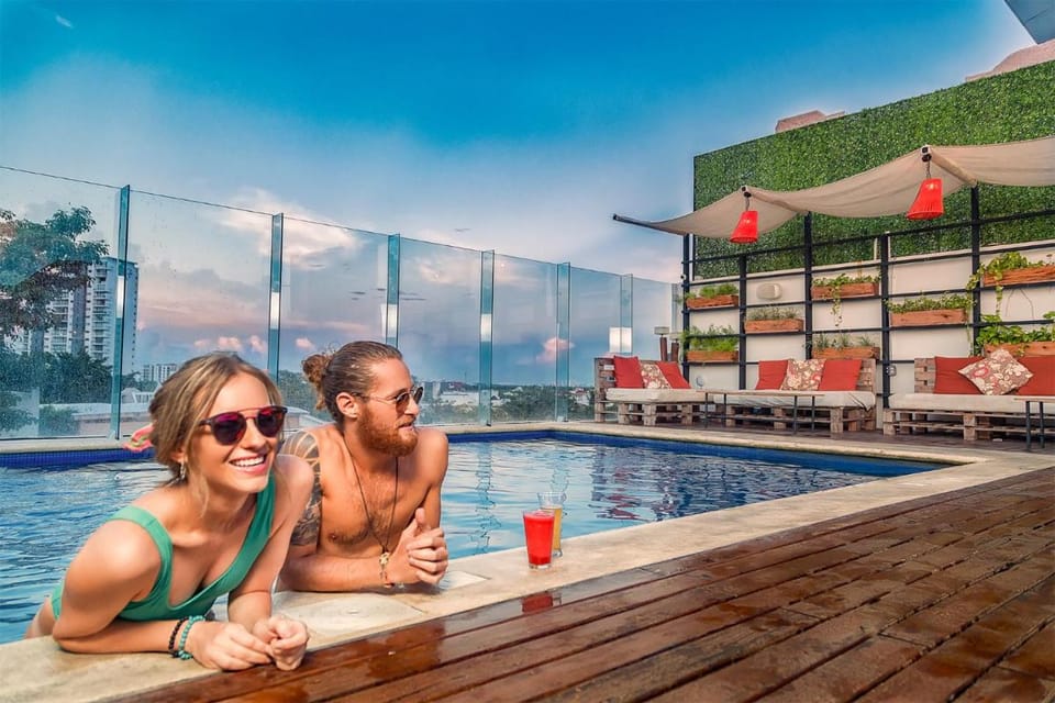 Nomads Hotel, Hostel & Rooftop Pool Cancun Hostel in Cancun