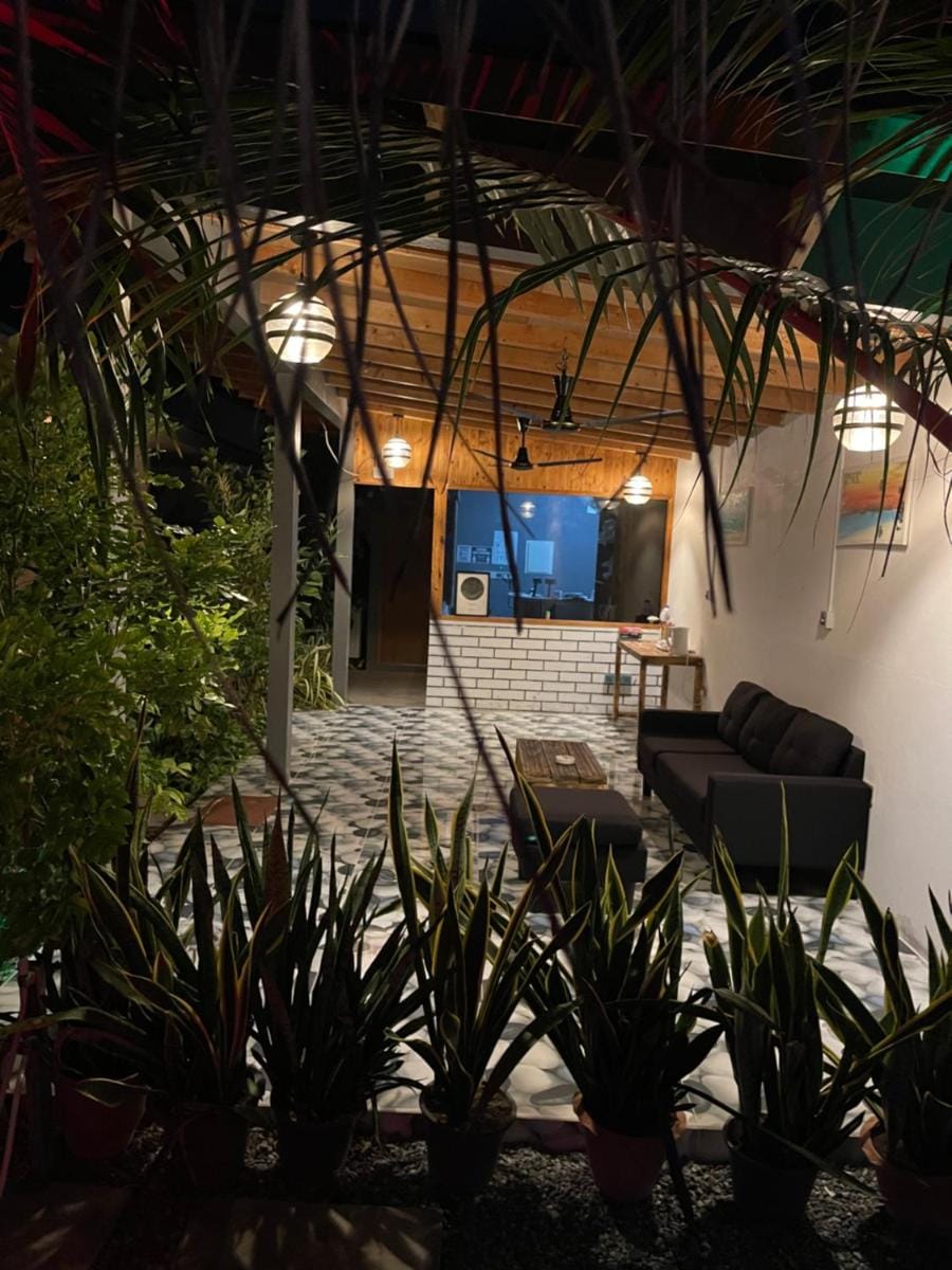 Royal Stay Thoddoo, Maldives Bed and Breakfast in Maldives