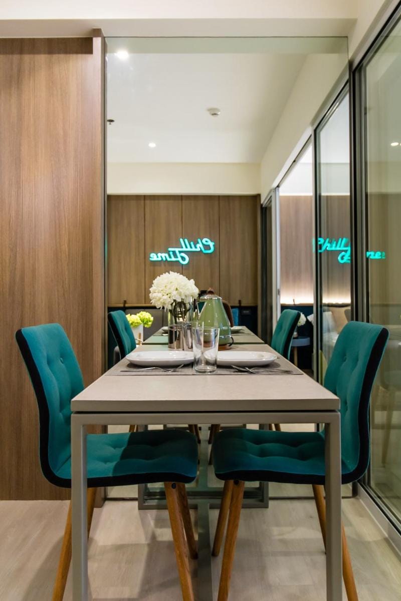 Azure Urban Beach Resort Manila by Radlett Apartment in Paranaque