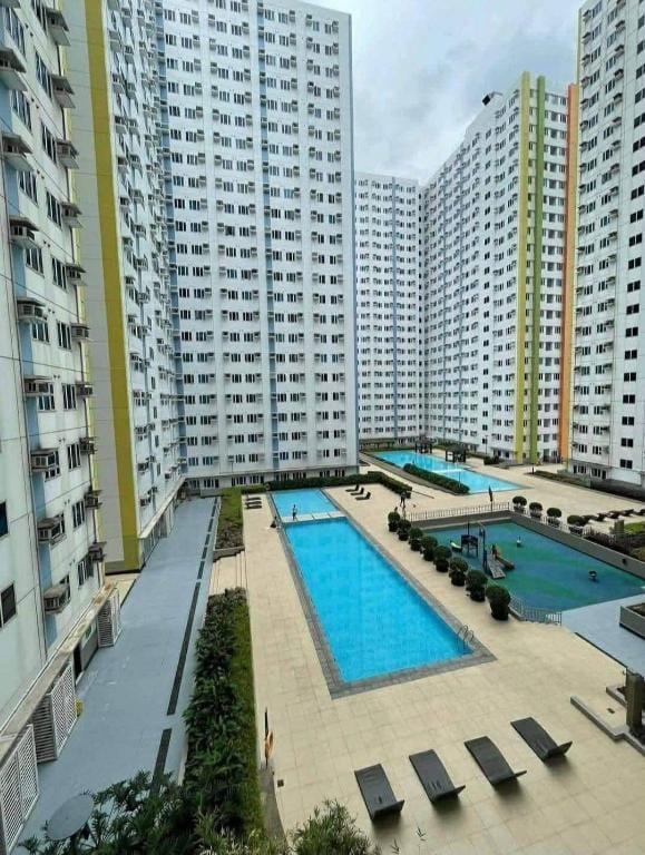 MPLACE SOUTH TRIANGLE Hotel in Quezon City