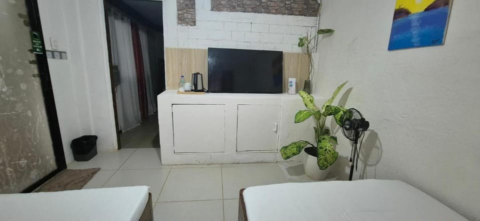 Larmar bed and breakfast Vacation rental in Puerto Princesa